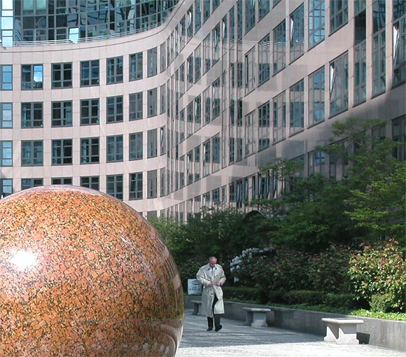 Berlin, "Spree-Bogen", B&uuml;rogeb&auml;ude, Sitz des Bundesministeriums des Innern, Architekten: K&uuml;hn-Bergander-Bley
