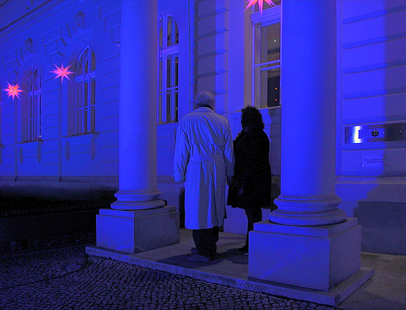 Berlin, Alte Kommandantur (Kommandantenhaus), Untern den Linden, Weihnachtsbeleuchtung, Nachtaufnahme