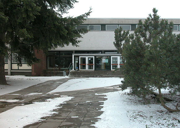 Wolfsburger Weg, Sch&auml;tzelberg-Schule, Schnee