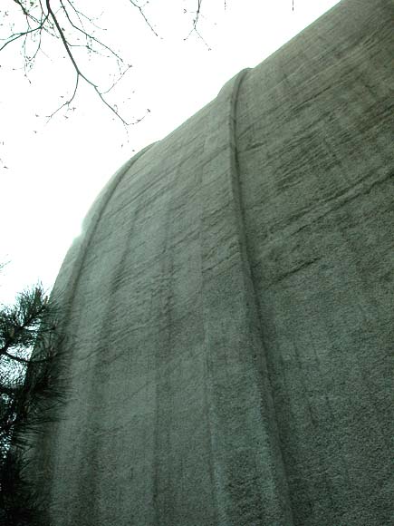 Luftbr&uuml;ckendenkmal: R&uuml;ckseite